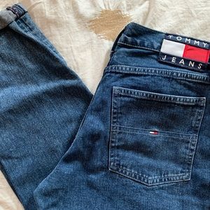 Tommy Hilfiger High Rise Crop Jean (Worn Once)